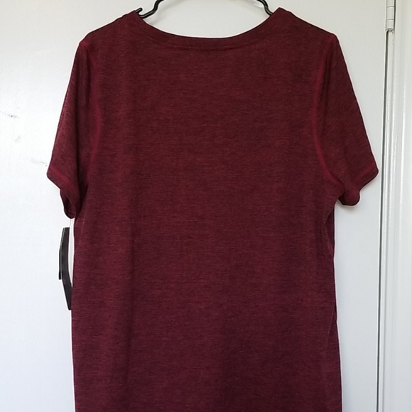 Workout tops - Picture 7 of 8